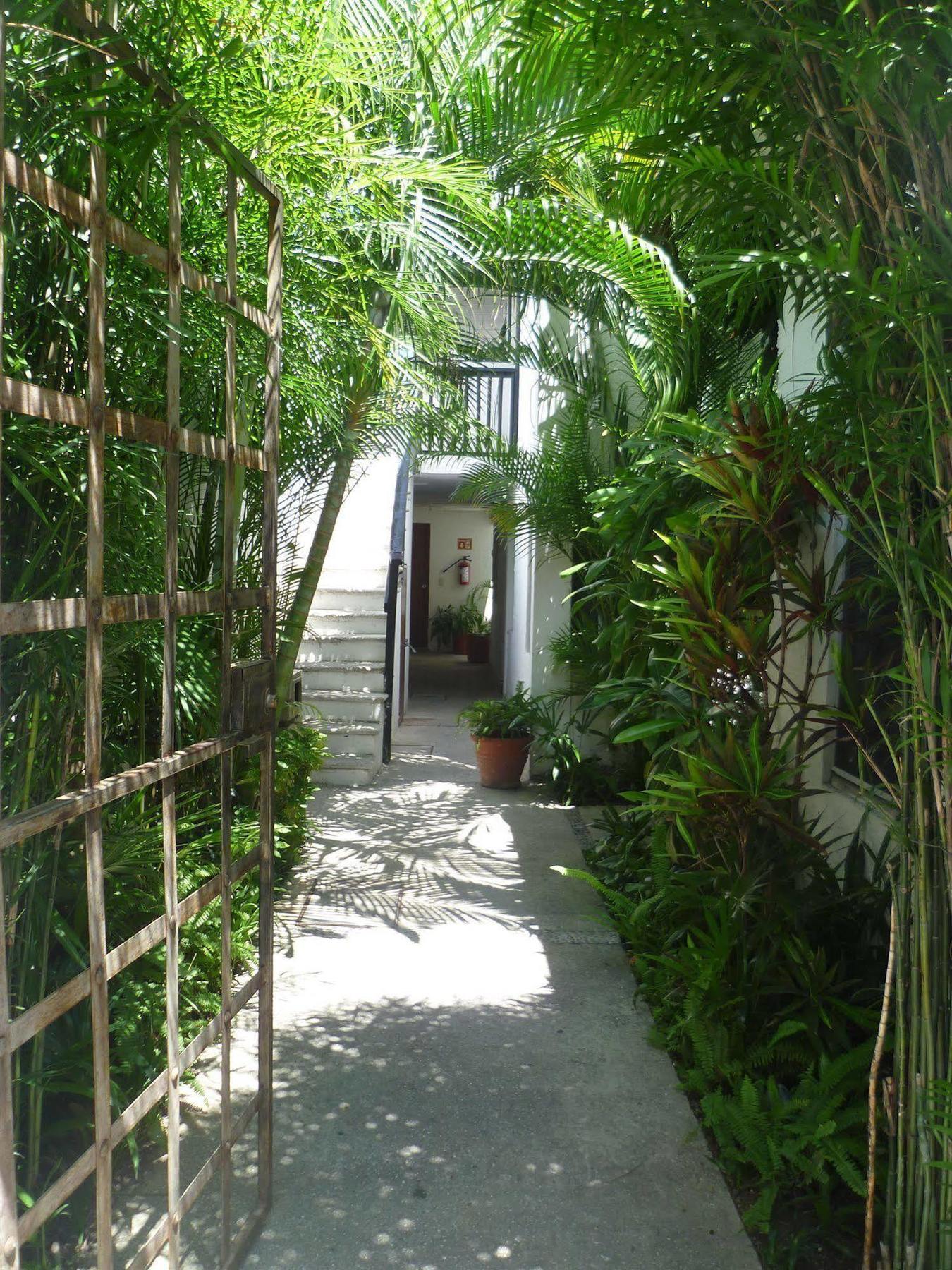 Haina Hostel